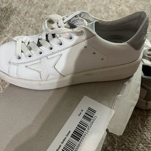 Golden Goose Size 35